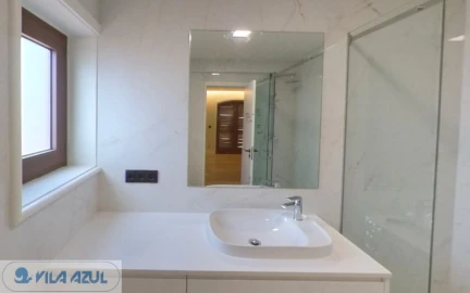 Moradia T4 para Venda em Gulpilhares e Valadares