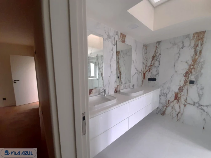 Moradia T4 para Venda em Gulpilhares e Valadares Foto 23