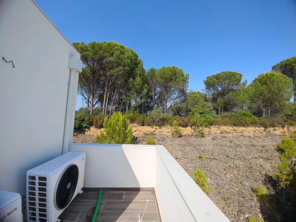 Moradia T4 para Venda em Antuzede e Vil de Matos Foto 24