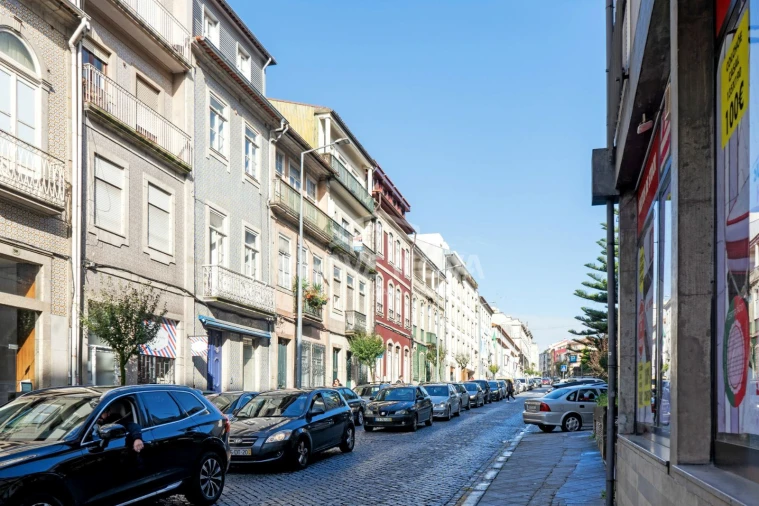 Apartamento T2 para Arrendamento em São Vitor (Braga) Foto 22