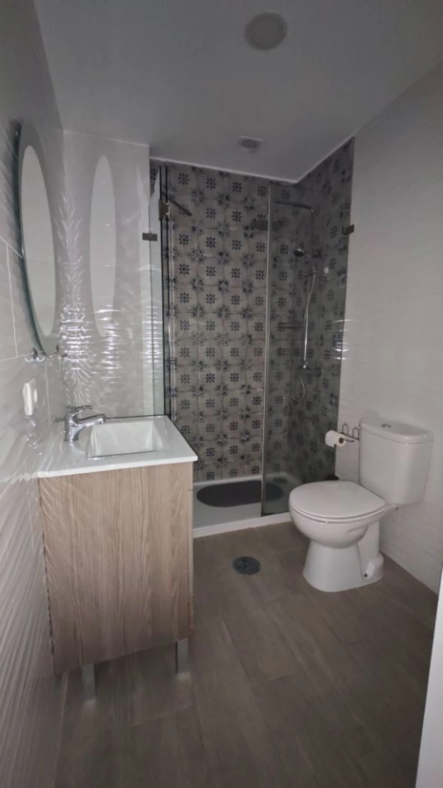 Apartamento T1 para Arrendamento em Mafamude e Vilar do Paraíso Foto 8