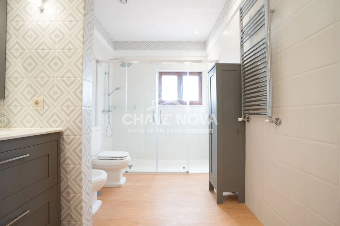 Moradia T2 para Venda em Santa Marinha e São Pedro da Afurada Foto 16