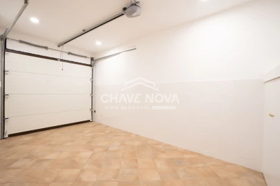 Moradia T2 para Venda em Santa Marinha e São Pedro da Afurada