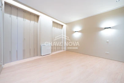 Moradia T2 para Venda em Santa Marinha e São Pedro da Afurada