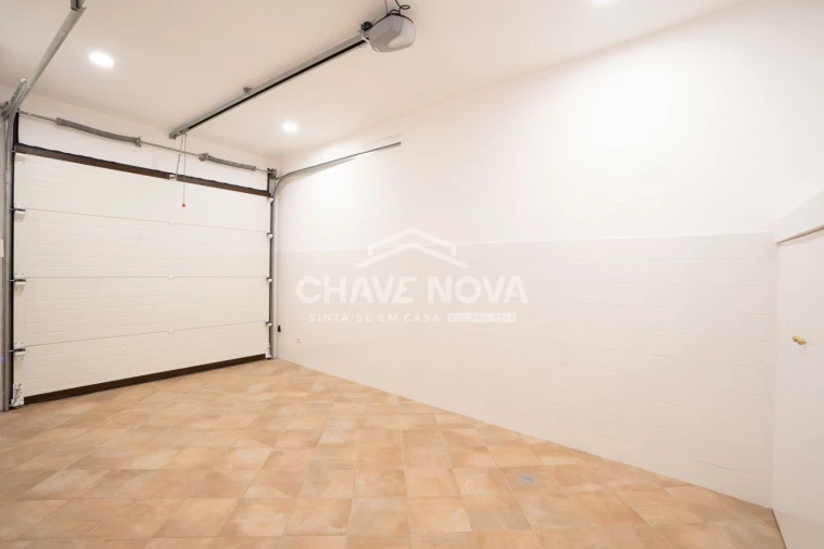 Moradia T2 para Venda em Santa Marinha e São Pedro da Afurada Foto 5