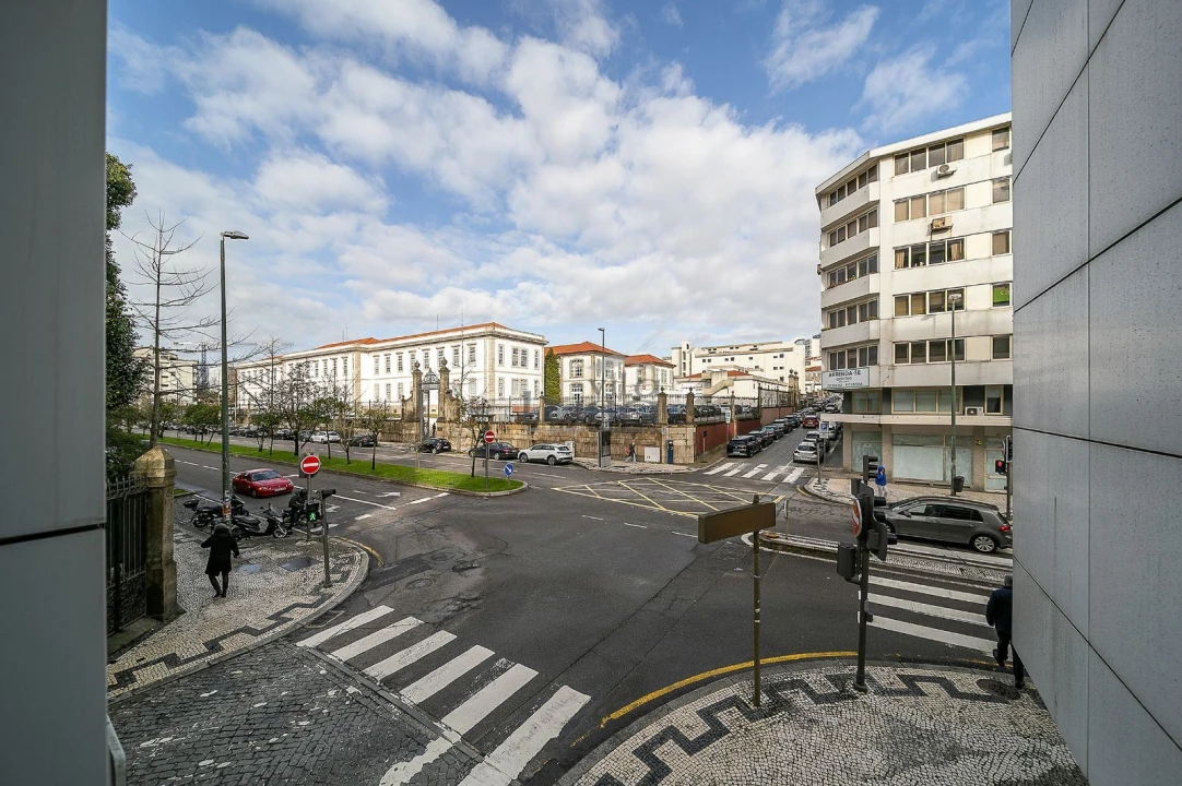 Apartamento T3 para Venda em Cedofeita, Santo Ildefonso, Sé, Miragaia, São Nicolau e Vitória Foto 6