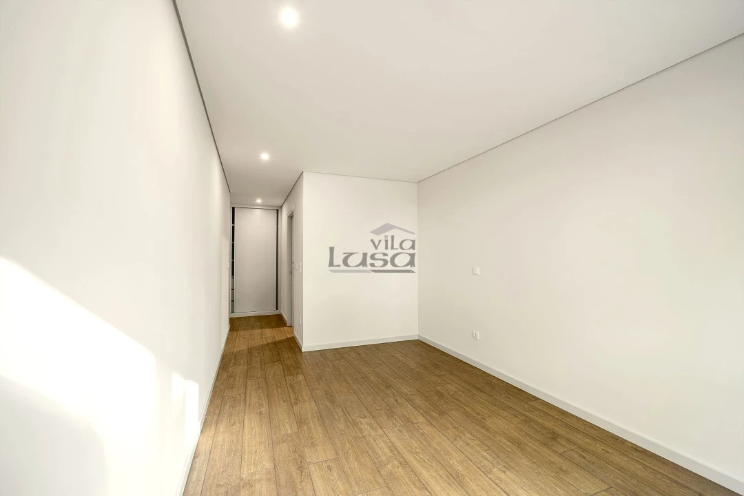 Apartamento T3 para Venda em Cedofeita, Santo Ildefonso, Sé, Miragaia, São Nicolau e Vitória Foto 22