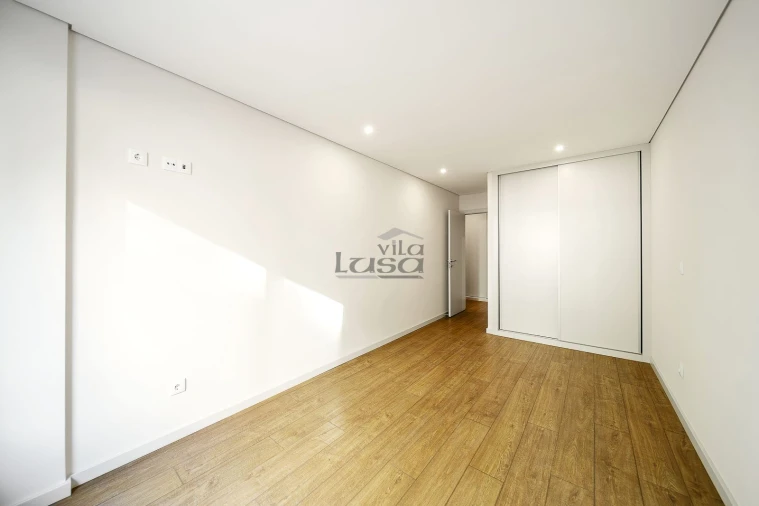 Apartamento T3 para Venda em Cedofeita, Santo Ildefonso, Sé, Miragaia, São Nicolau e Vitória Foto 19