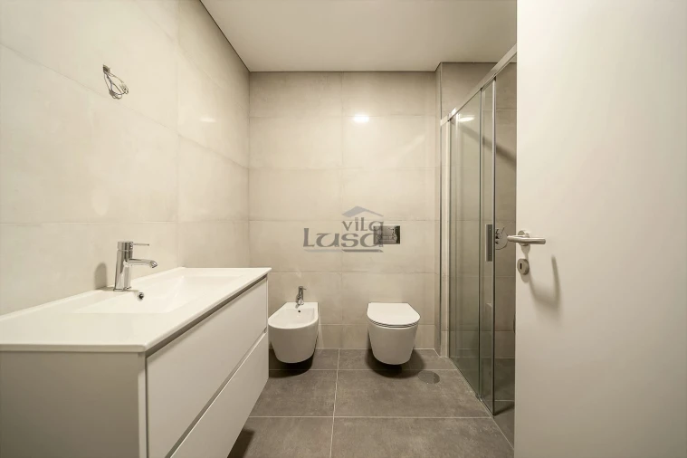 Apartamento T3 para Venda em Cedofeita, Santo Ildefonso, Sé, Miragaia, São Nicolau e Vitória Foto 27