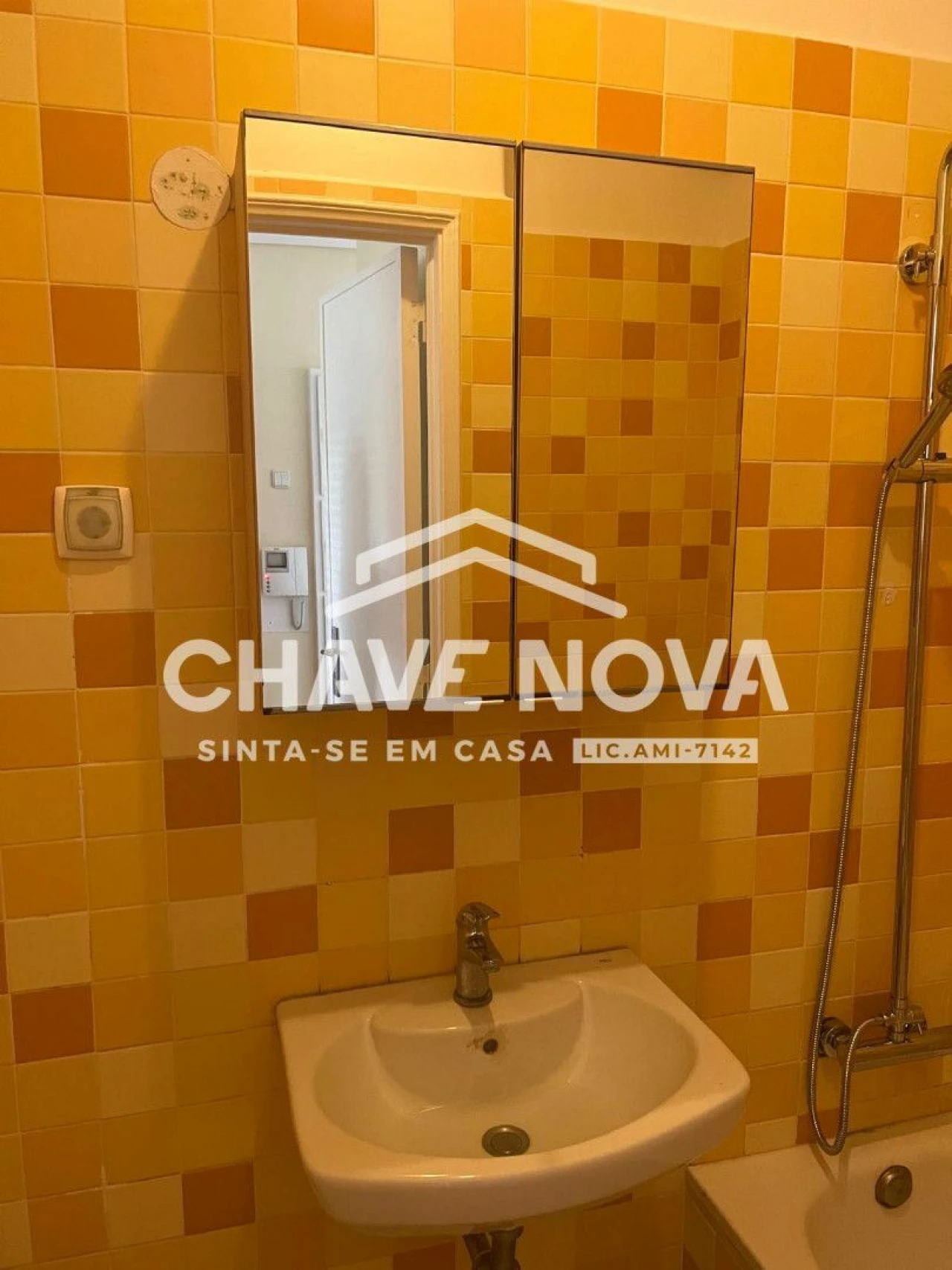 Apartamento T2 para Venda em Benfica Foto 12