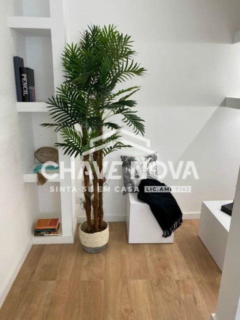 Apartamento T2 para Venda em Benfica