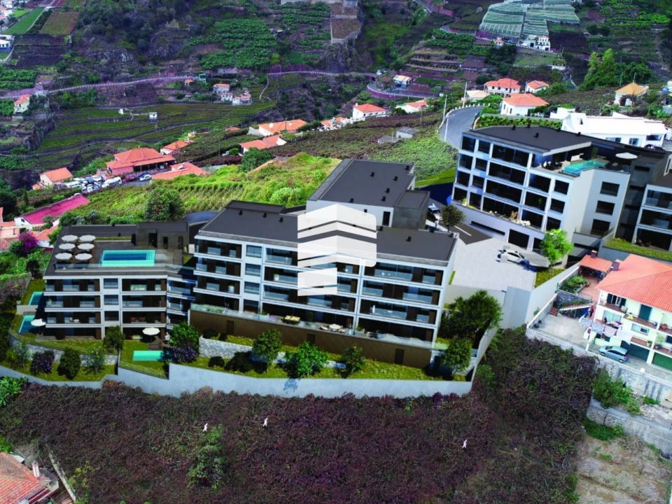 Apartamento T3 para Venda em Estreito de Camara de Lobos Foto 3