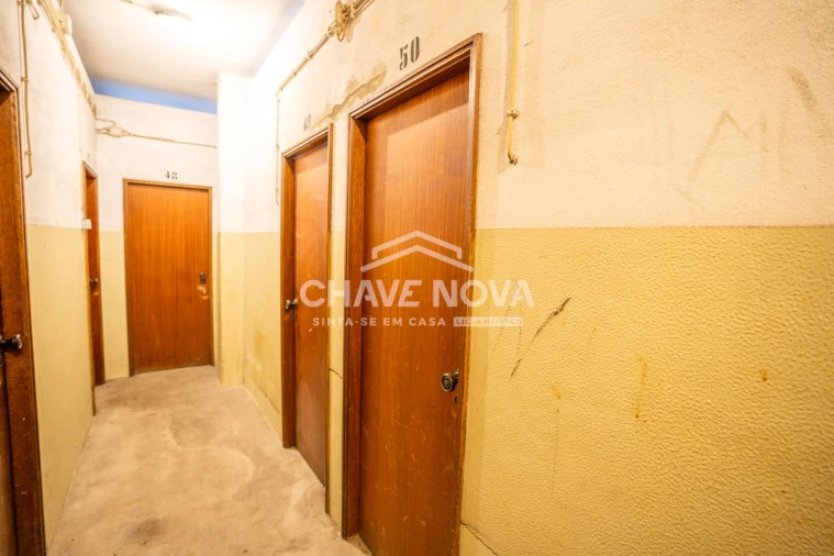 Apartamento T3 para Venda em Lordelo do Ouro e Massarelos Foto 16