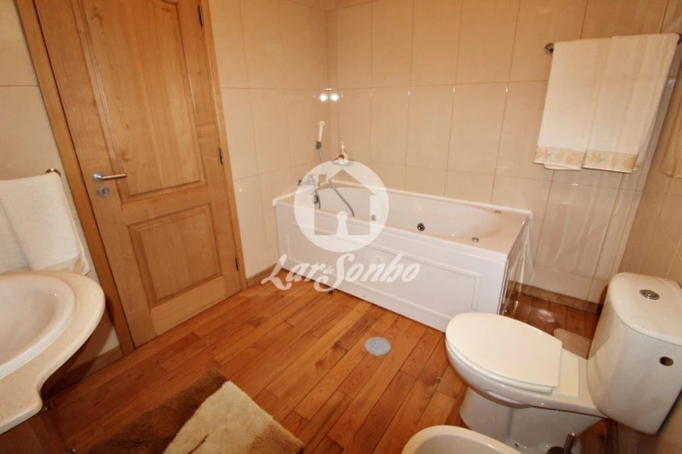 Negócio para Venda em Milhazes, Vilar de Figos e Faria Foto 16