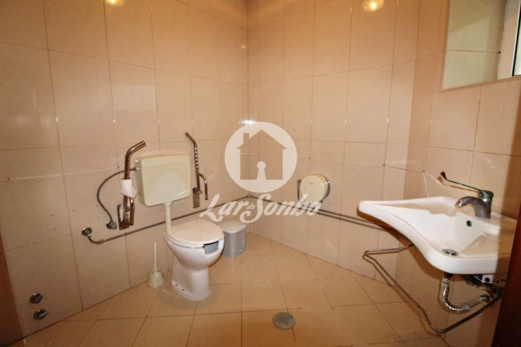 Negócio para Venda em Milhazes, Vilar de Figos e Faria Foto 13