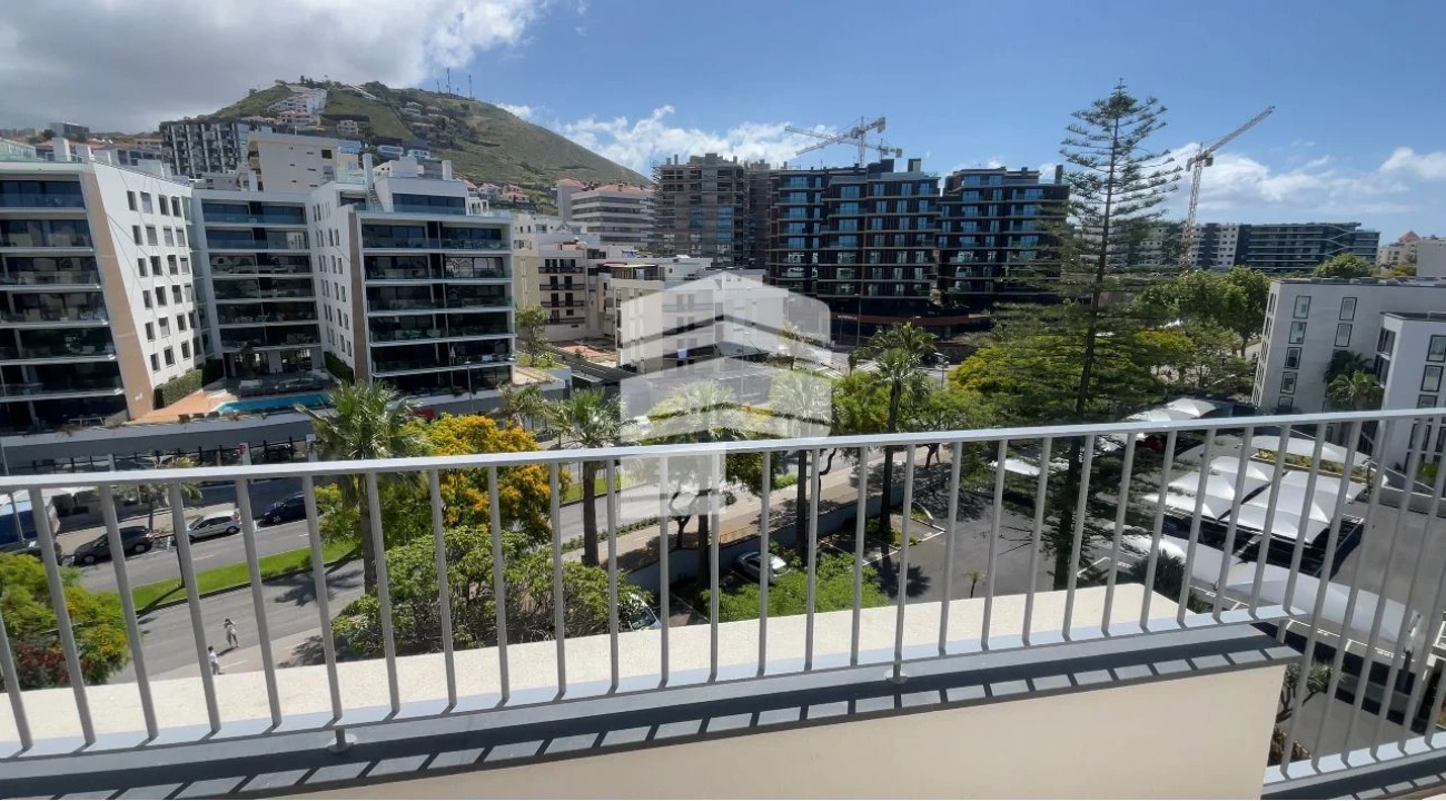 Apartamento T2 para Venda em São Martinho Foto 10