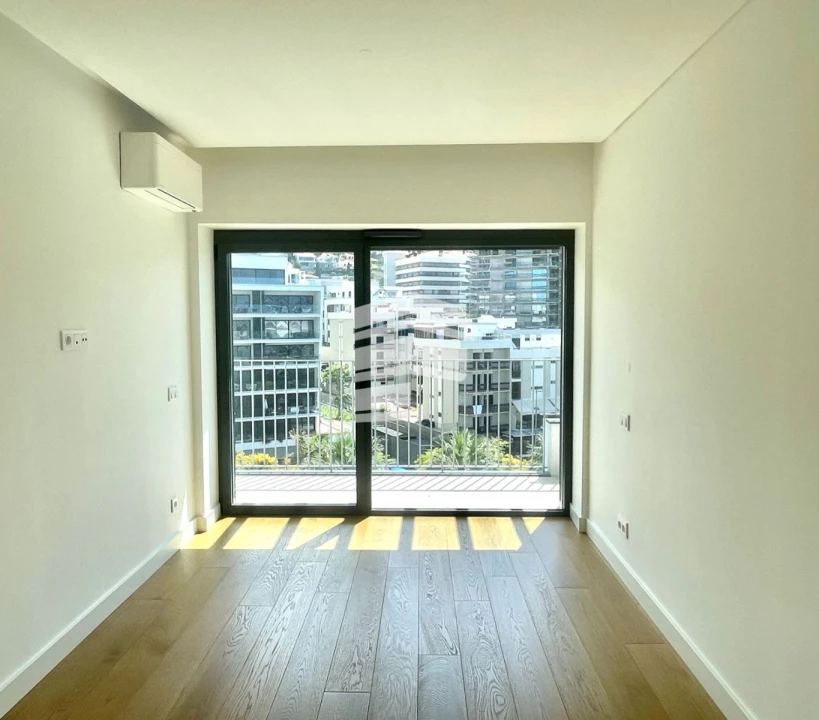 Apartamento T2 para Venda em São Martinho Foto 12