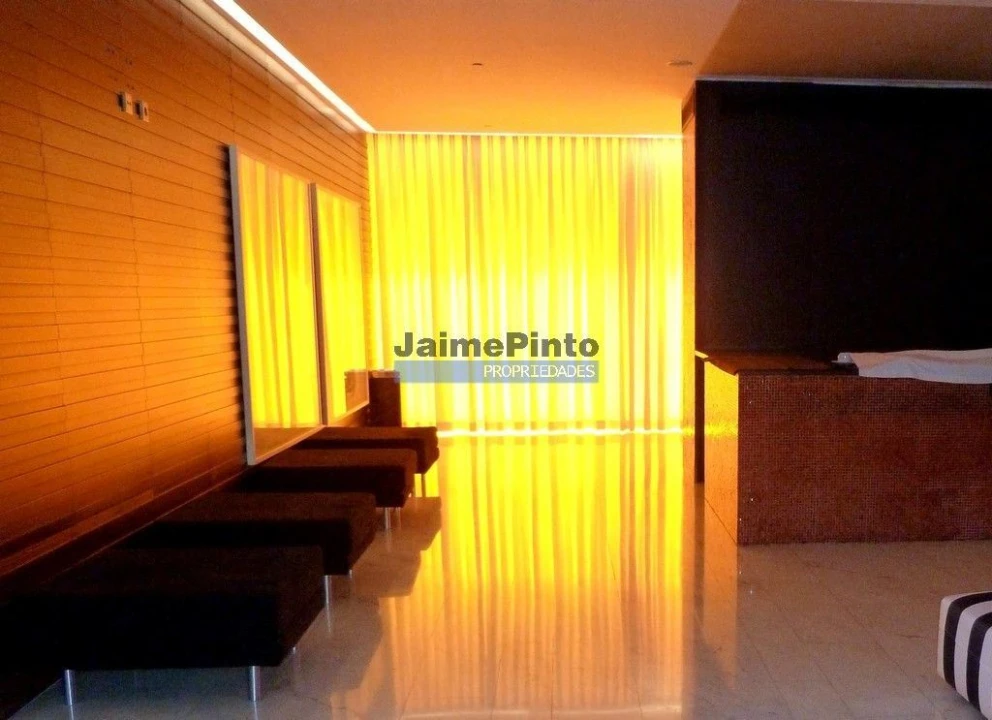 Prédio para Venda em Santa Marinha e São Pedro da Afurada Foto 5