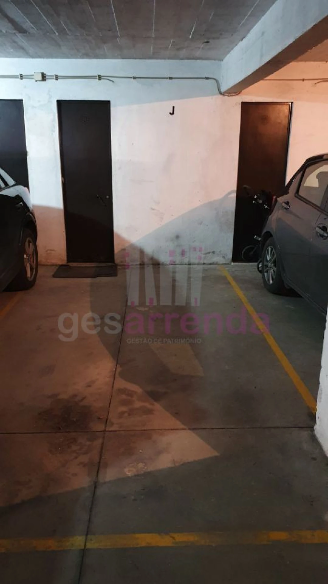 Apartamento T2 para Arrendamento em Carcavelos e Parede Foto 14