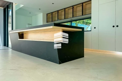 Moradia T4 para Venda em Funchal (Santa Maria Maior)