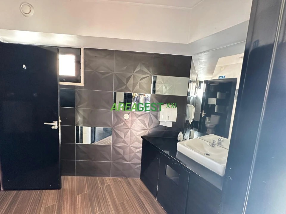 Loja para Venda em Vila Franca de Xira Foto 12