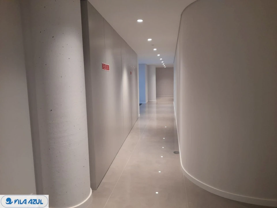 Apartamento T2 para Venda em Mafamude e Vilar do Paraíso Foto 26