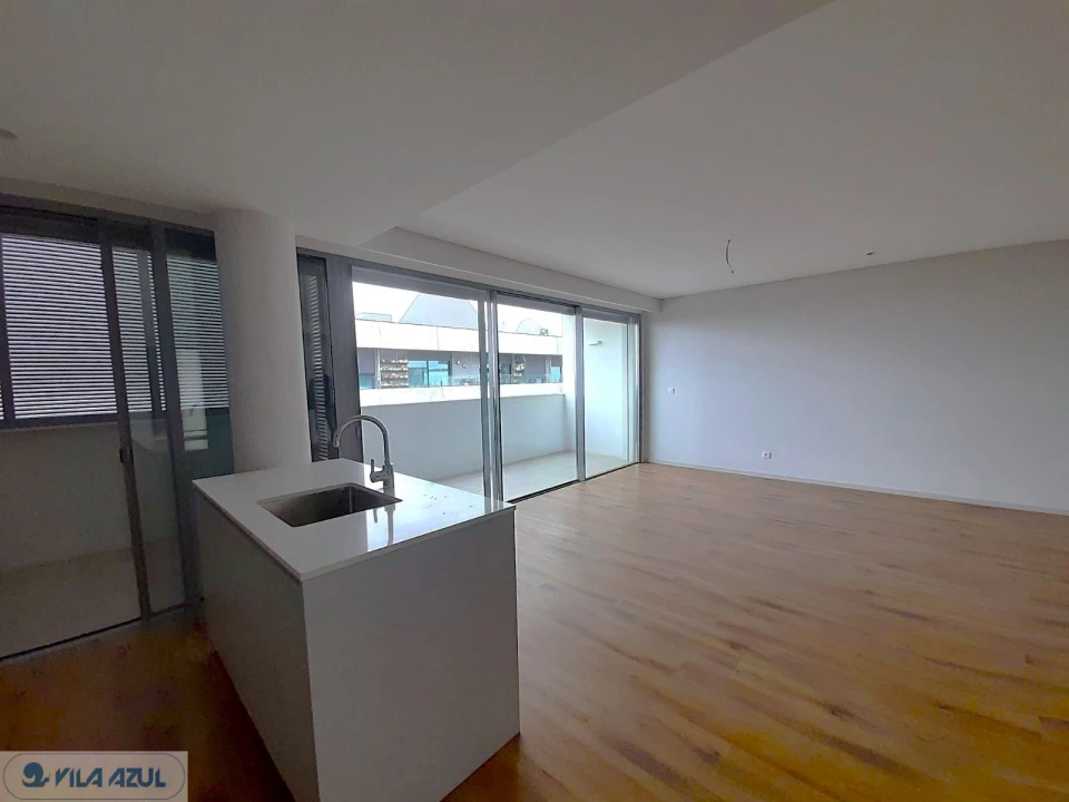 Apartamento T2 para Venda em Mafamude e Vilar do Paraíso Foto 3
