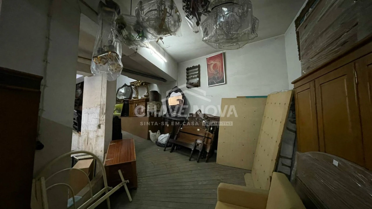 Negócio para Venda em Santa Marinha e São Pedro da Afurada Foto 11