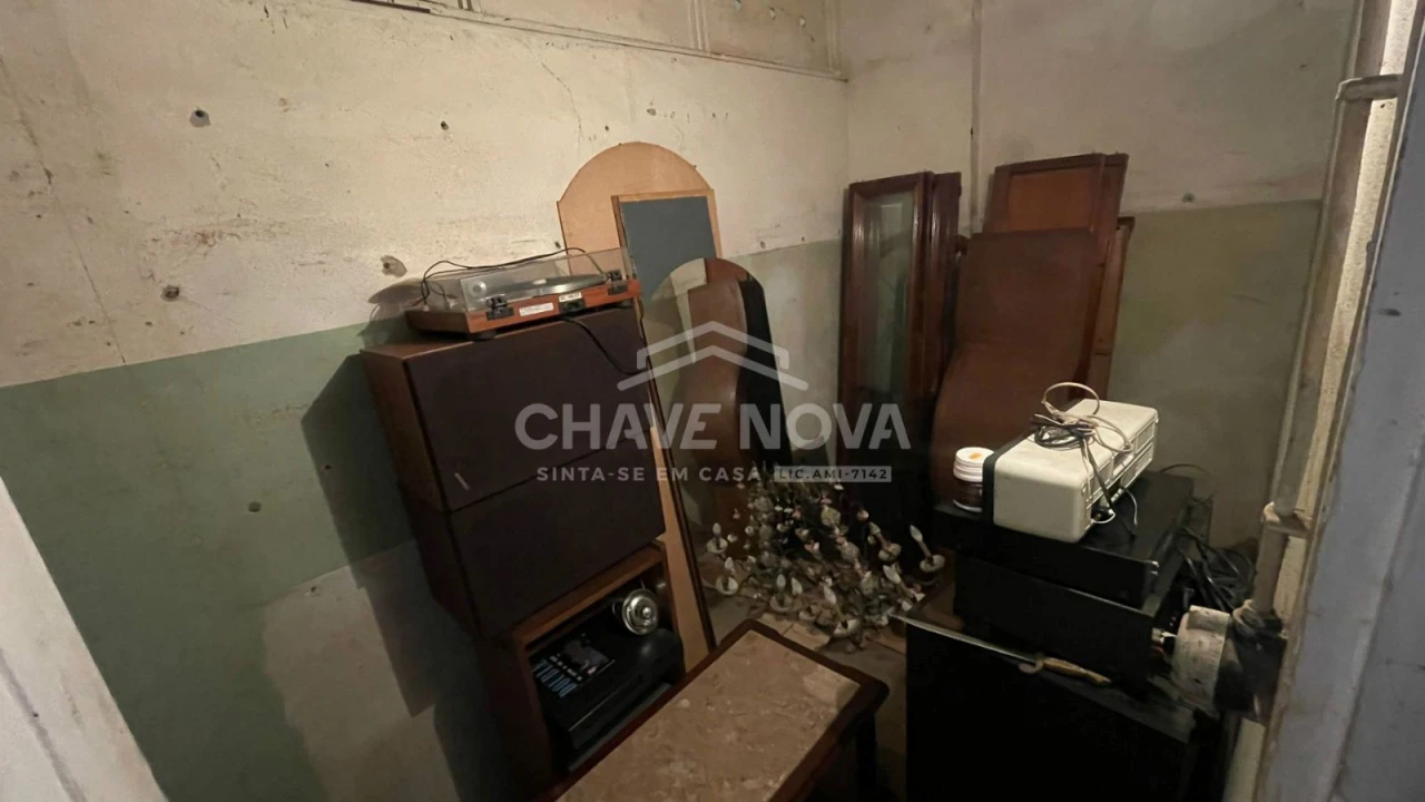 Negócio para Venda em Santa Marinha e São Pedro da Afurada Foto 18