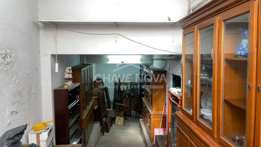 Negócio para Venda em Santa Marinha e São Pedro da Afurada Foto 3