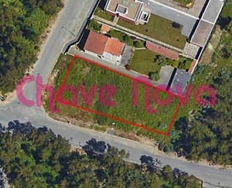 Terreno para Venda em Arcozelo