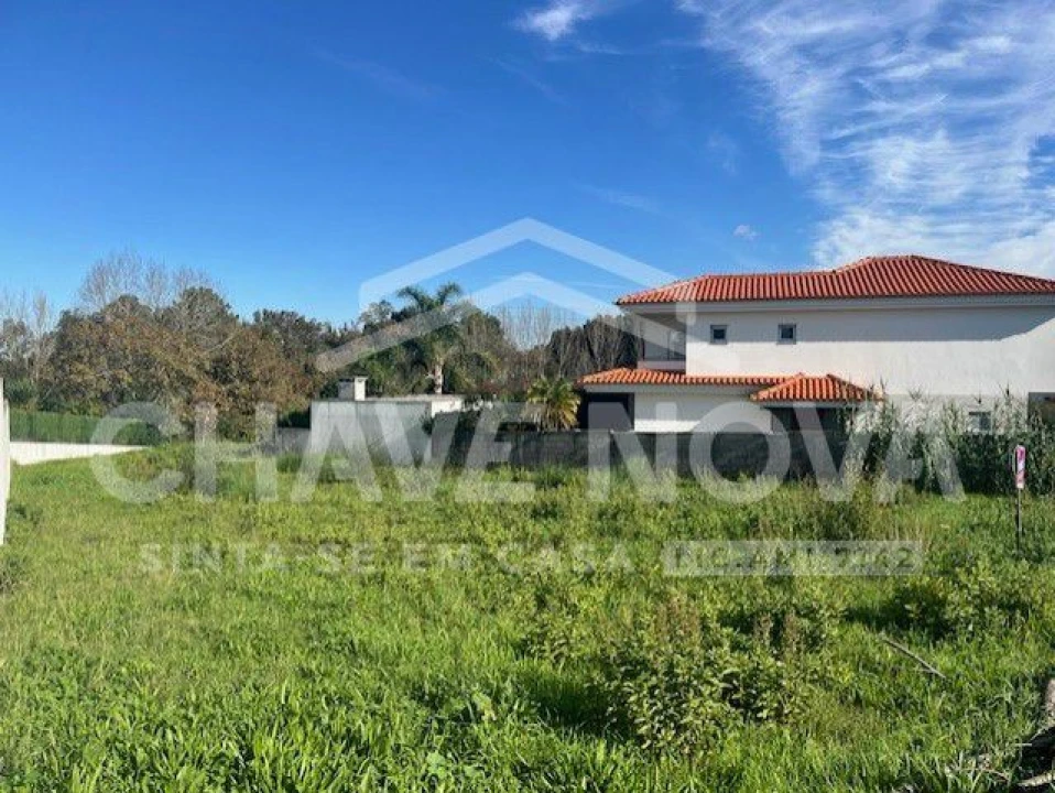 Terreno para Venda em Arcozelo Foto 8