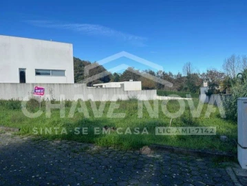 Terreno para Venda em Arcozelo