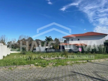 Terreno para Venda em Arcozelo