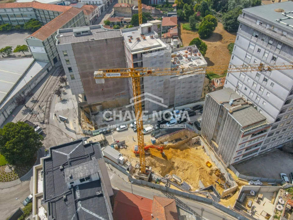 Apartamento T2 para Venda em Arcozelo Foto 18