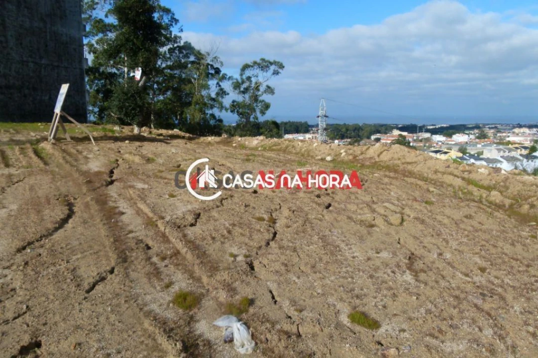 Terreno para Venda em Arcozelo Foto 13