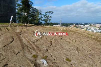 Terreno para Venda em Arcozelo