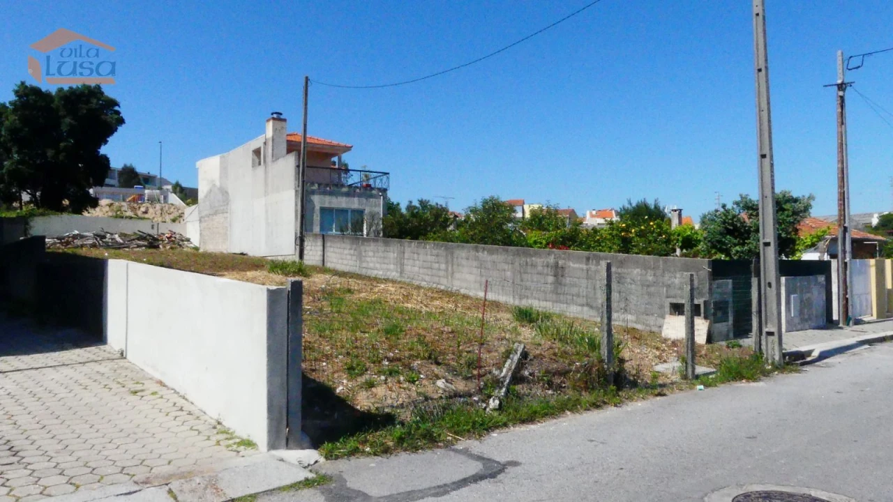 Terreno para Venda em Arcozelo Foto 16