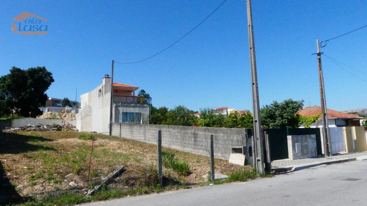 Terreno para Venda em Arcozelo Foto 19