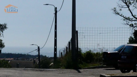 Terreno para Venda em Arcozelo