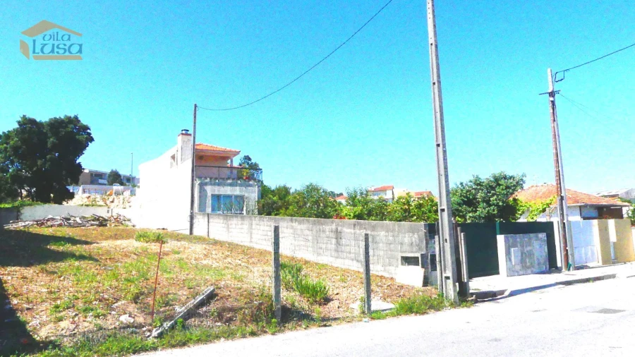 Terreno para Venda em Arcozelo Foto 2