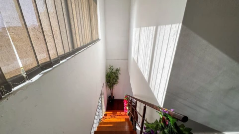 Loja para Arrendamento em Arcozelo