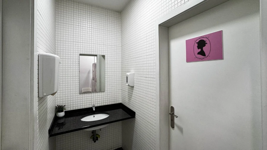 Loja para Arrendamento em Arcozelo Foto 6