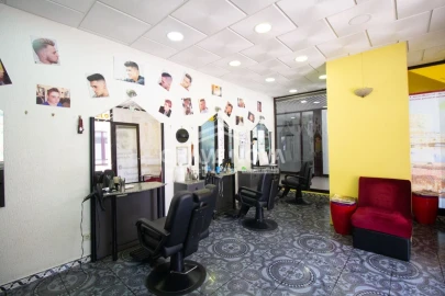 Loja para Venda em Arcozelo