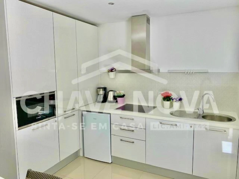 Apartamento T2 para Venda em Arcozelo Foto 3