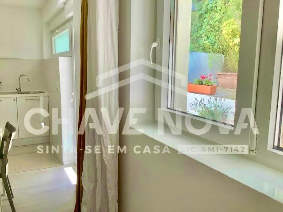 Apartamento T2 para Venda em Arcozelo Foto 7