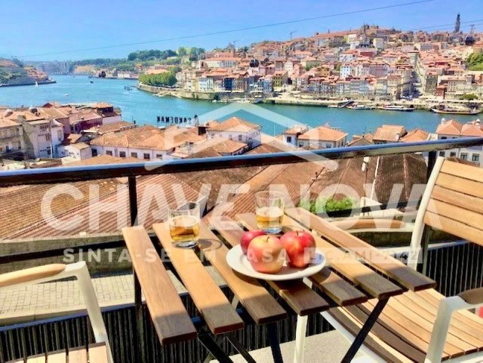 Apartamento T2 para Venda em Arcozelo Foto 9