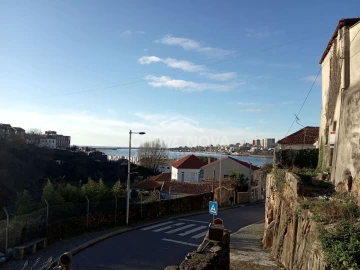 Terreno P/ Prédio para Venda em Arcozelo