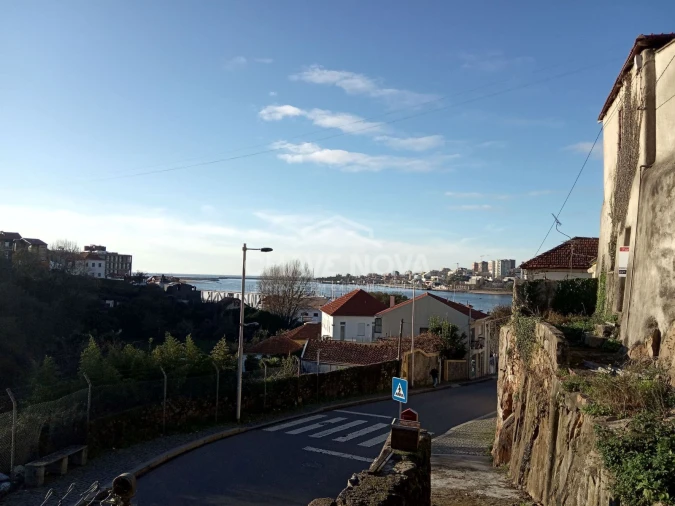 Terreno P/ Prédio para Venda em Arcozelo Foto 18