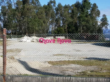 Terreno Misto para Venda em Argoncilhe